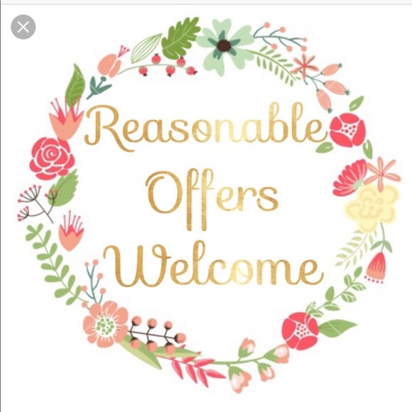 ✨Reasonable Offers Welcome✨ - Picture 2 of 3